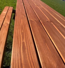 Goedkopepicknicktafels.nl | Zwart Bruine XL Picknicktafel Bruno | Tuintafel 6 Persoons | Bruin Zwart Gespoten Gedroogd Grenen Hout! -Tuinwereld Verkoop 1136x1200