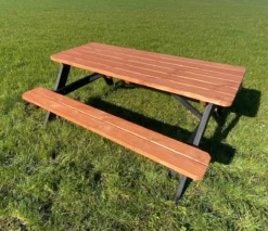 Goedkopepicknicktafels.nl | Zwart Bruine XL Picknicktafel Bruno | Tuintafel 6 Persoons | Bruin Zwart Gespoten Gedroogd Grenen Hout! -Tuinwereld Verkoop 1200x1035