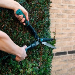 VONROC Snoeischaren Set / Snoeiset - 3-delig - Takkenschaar, Heggenschaar En Snoeischaar 13 VONROC Snoeischaren Set / Snoeiset - 3-delig - Takkenschaar, Heggenschaar En Snoeischaar -Tuinwereld Verkoop 1200x1200 1793