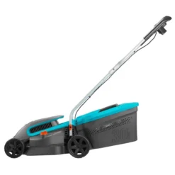 GARDENA - PowerMax™ 1200/32 0- Grasmaaier (gemotoriseerd) - Maaibreedte 32 Cm 17 GARDENA - PowerMax™ 1200/32 0- Grasmaaier (gemotoriseerd) - Maaibreedte 32 Cm -Tuinwereld Verkoop 1200x1200 1971