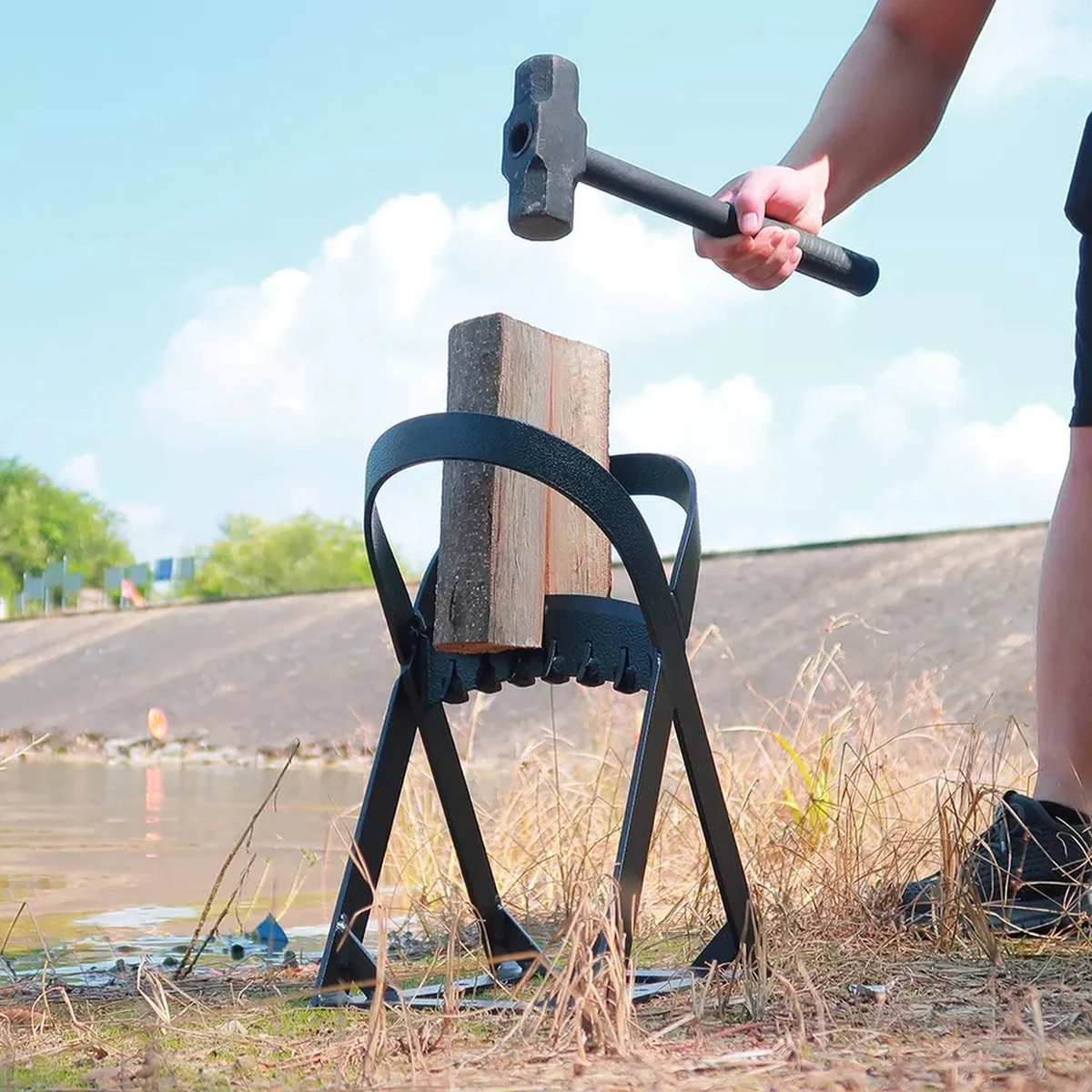 Flowkey® Houtklover - Houtsplijter Bijl - Houtkliever Kloofwig Gietijzer - Voor Hout & Aanmaakhout - Inclusief Gratis Hamer 5 Flowkey® Houtklover - Houtsplijter Bijl - Houtkliever Kloofwig Gietijzer - Voor Hout & Aanmaakhout - Inclusief Gratis Hamer - Afbeelding 5