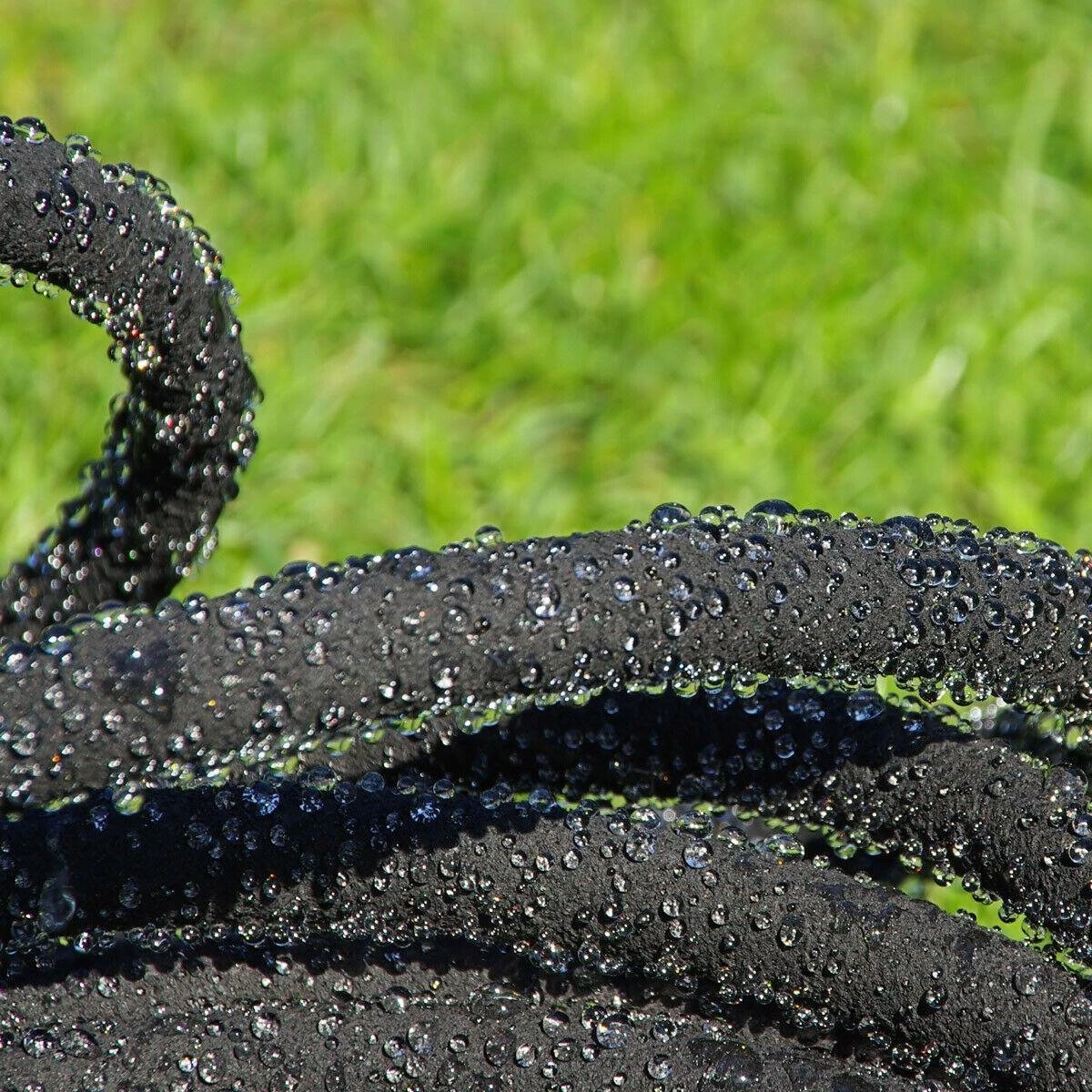 Meisterhome ® - 30 Meter - Druppelslang - Druppelsystemen - Zweetslang - Bewatering - Bewateringssysteem - Druppelsysteem - Irrigatie Set - 70% Waterbesparing - Druppelaars - Tuin, Gras, Planten - Met 38 Hulpstukken Voor Vast Zetten En Verlengen 2 Meisterhome ® - 30 Meter - Druppelslang - Druppelsystemen - Zweetslang - Bewatering - Bewateringssysteem - Druppelsysteem - Irrigatie Set - 70% Waterbesparing - Druppelaars - Tuin, Gras, Planten - Met 38 Hulpstukken Voor Vast Zetten En Verlengen - Afbeelding 2