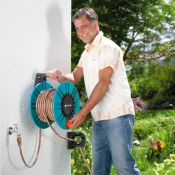 GARDENA - Wandslanghouder 60 Met Slanggeleider - Slanghouder - Maximale Capaciteit 60 Meter 19 GARDENA - Wandslanghouder 60 Met Slanggeleider - Slanghouder - Maximale Capaciteit 60 Meter -Tuinwereld Verkoop 1200x1200 2600