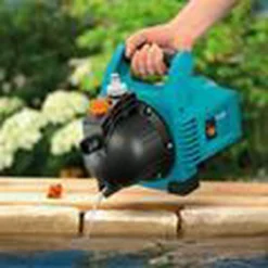 GARDENA - Classic Besproeiingspomp 3000/4 Compleet - Waterpomp - Incl. 3.5 M Aanzuigslang En 20 M Slang 21 GARDENA - Classic Besproeiingspomp 3000/4 Compleet - Waterpomp - Incl. 3.5 M Aanzuigslang En 20 M Slang -Tuinwereld Verkoop 1200x1200 2816