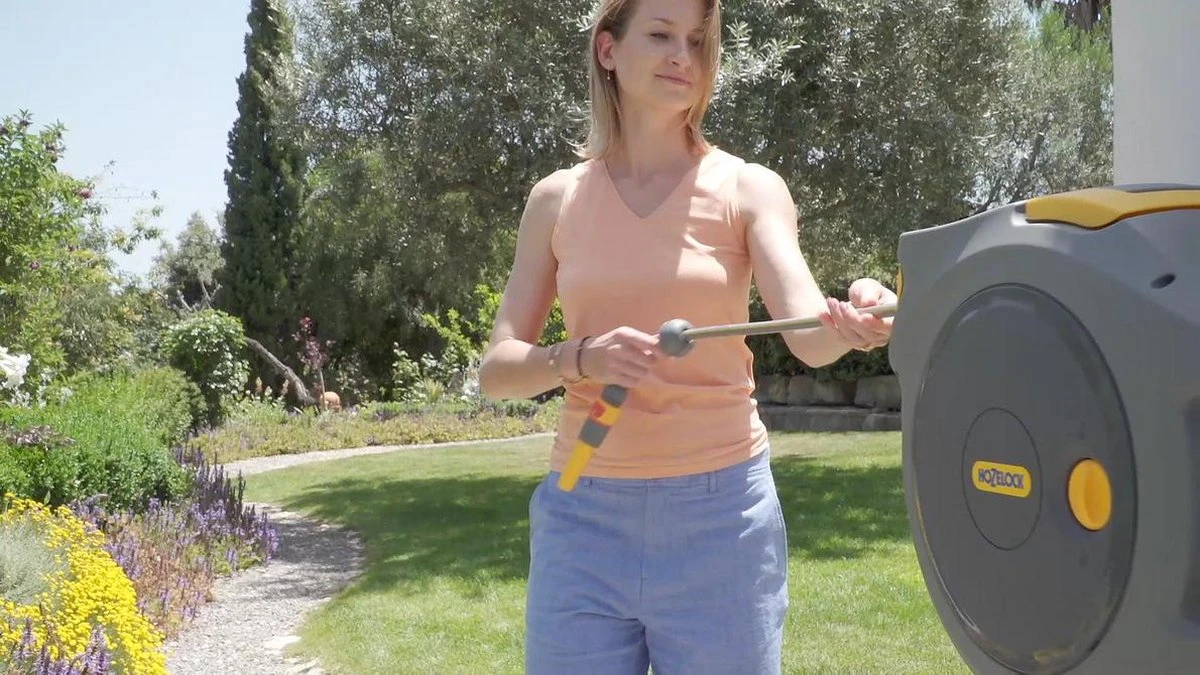 Hozelock AutoReel Slangenhouder / Wandslangbox 20m - Ø12,5mm 19 Hozelock AutoReel Slangenhouder / Wandslangbox 20m - Ø12,5mm - Afbeelding 19