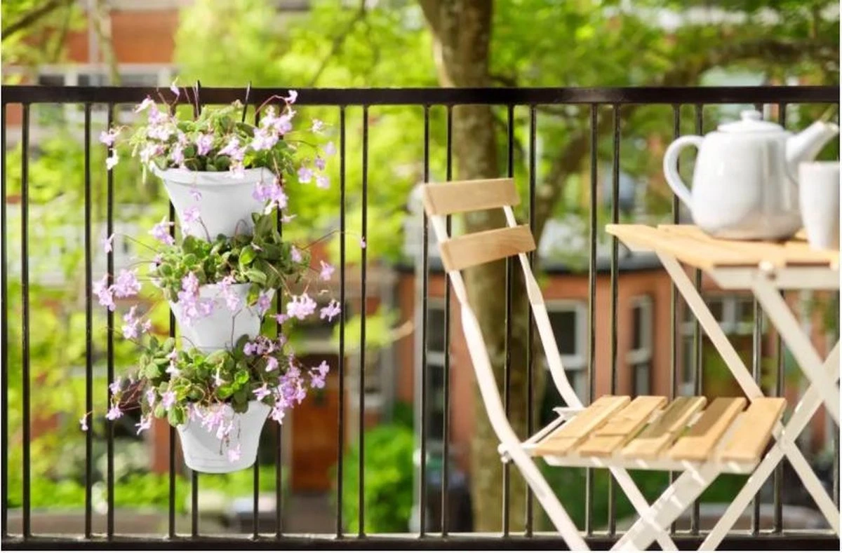 Elho Corsica Vertical Forest 24 - Bloempot Voor Balkonbuiten - Ø 26.7 X H 29.7 Cm - Wit/Wit 16 Elho Corsica Vertical Forest 24 - Bloempot Voor Balkonbuiten - Ø 26.7 X H 29.7 Cm - Wit/Wit - Afbeelding 16