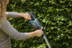 GARDENA - ComfortCut 50/18V-P4A Ready-To-Use Set - Heggenschaar -Tuinwereld Verkoop 1200x799 82