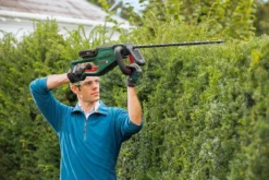 Bosch UniversalHedgeCut 18-55 Heggenschaar - Zonder 18V Accu En Oplader -Tuinwereld Verkoop 1200x800 372