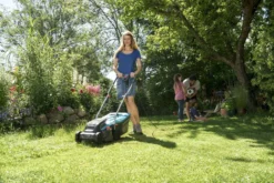 GARDENA - PowerMax™ 1200/32 0- Grasmaaier (gemotoriseerd) - Maaibreedte 32 Cm 22 GARDENA - PowerMax™ 1200/32 0- Grasmaaier (gemotoriseerd) - Maaibreedte 32 Cm -Tuinwereld Verkoop 1200x800 448