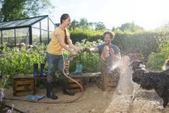 GARDENA - Premium Reinigingssproeier Spuitpistool - Metaal - Voor Reiniging En Bewatering -Tuinwereld Verkoop 1200x800 523