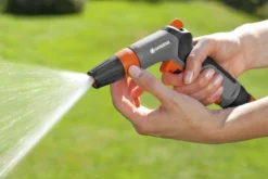 GARDENA - Classic Reinigingspistool - Spuitpistool - Traploos Instelbaar 23 GARDENA - Classic Reinigingspistool - Spuitpistool - Traploos Instelbaar -Tuinwereld Verkoop 1200x800 594