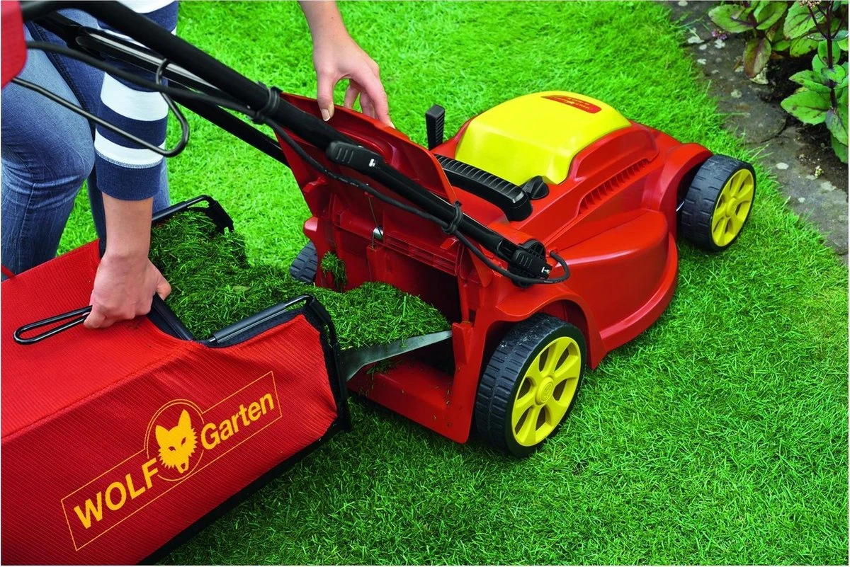 WOLF-Garten A 340 E Elektrische Grasmaaier - 1400 W - 34 Cm Maaibreedte - 30 Liter Opvangbak - Centrale Hoogte-instelling 11 WOLF-Garten A 340 E Elektrische Grasmaaier - 1400 W - 34 Cm Maaibreedte - 30 Liter Opvangbak - Centrale Hoogte-instelling - Afbeelding 11