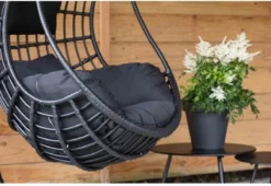 Hangstoel Sturdy Frame Zwart -Tuinwereld Verkoop 1200x824 1