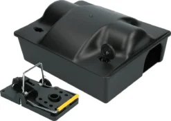 HPC Voerdoos – Lokdoos Voor Muizen En Ratten – Met Kinderslot – Voor Gebruik Met Muizen- En Rattengif Of Vallen – Vast Te Plaatsen – Ook Geschikt Voor Het Monitoren Van Muizen En Ratten – Inclusief Rattenklem + Sleutel - 23.5x19.5x10.5cm -Tuinwereld Verkoop 1200x853 3