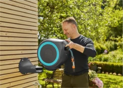 GARDENA Rollup S Wandslangenbox - 15 Meter - Ø 11 Mm -Tuinwereld Verkoop 1200x861 1