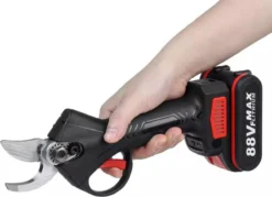 Accu Snoeischaar-88 VOLT-9000 MAh-COMPLETE SET-Professioneel-Hovenier-Tuinman 12 Accu Snoeischaar-88 VOLT-9000 MAh-COMPLETE SET-Professioneel-Hovenier-Tuinman -Tuinwereld Verkoop 1200x870 2