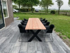 Tuintafel Douglas 300 Cm X 90 Cm | Stalen Poten | 8-10 Personen | DuuMaa -Tuinwereld Verkoop 1200x899 8