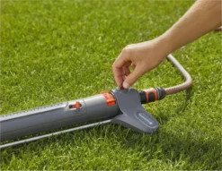 GARDENA - Zwenksproeier AquaZoom S - Tuinsproeier - 9 Tot 150 M² -Tuinwereld Verkoop 1200x926 1