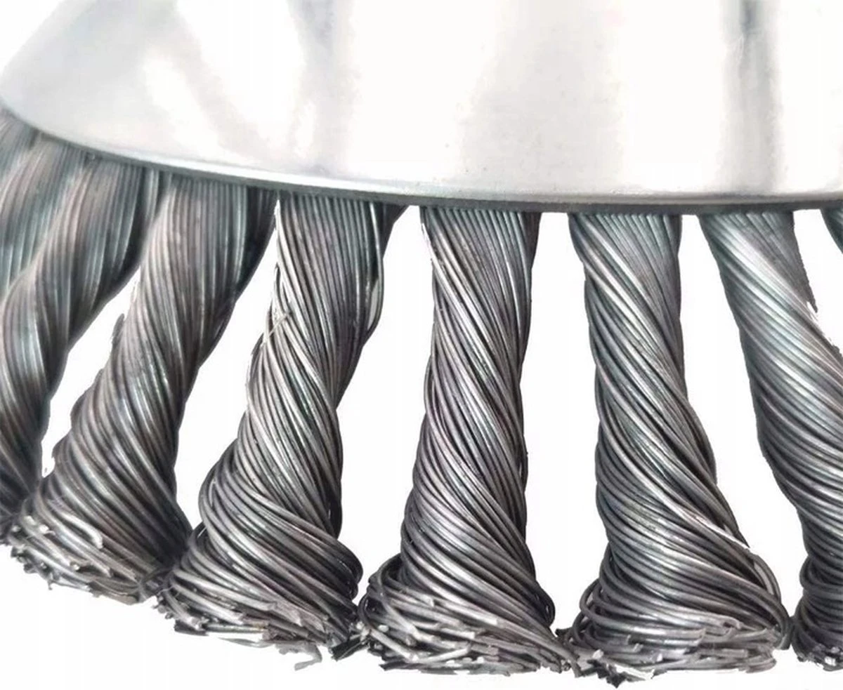 Merkloos Onkruidborstel - Voegenborstel - Elektrisch - Bosmaaier - Staalborstel - Universeel - 20cm 2 Merkloos Onkruidborstel - Voegenborstel - Elektrisch - Bosmaaier - Staalborstel - Universeel - 20cm - Afbeelding 2