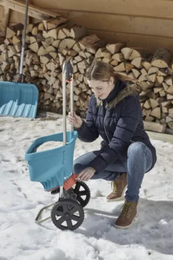 GARDENA Strooiwagen XL Strooikar - 800m2 - 18 Liter -Tuinwereld Verkoop 799x1200 48