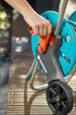 GARDENA AquaRoll S Slangenwagen - Verstelbare Handgreep - Excl. Tuinslang -Tuinwereld Verkoop 800x1200 126
