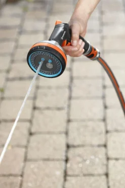 GARDENA - Premium Multifunctionele Broeskop - Exclusief Verlengsteel 36 GARDENA - Premium Multifunctionele Broeskop - Exclusief Verlengsteel -Tuinwereld Verkoop 800x1200 150