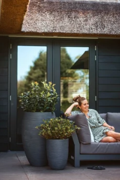 Capi Europe - Vaas Elegant Deluxe Rib NL - 40x60 - Zwart - Voor Binnen En Buiten - KBLR1131 -Tuinwereld Verkoop 800x1200 201