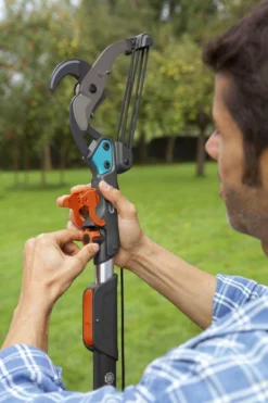 GARDENA Combisysteem Aambeeld Boomschaar Takkenschaar - 35mm 11 GARDENA Combisysteem Aambeeld Boomschaar Takkenschaar - 35mm -Tuinwereld Verkoop 800x1200 73