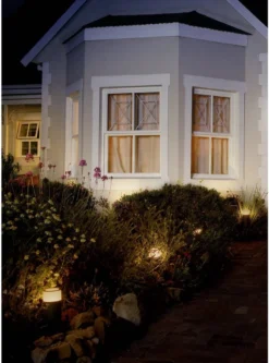 Philips Hue Calla Sokkellamp - Wit En Gekleurd Licht - Zwart - Laag - Laagspanning - Uitbreiding -Tuinwereld Verkoop 890x1200 1