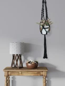 4 Stuks Zwarte Macrame Plantenhangers - Boho Handgeweven Katoen Hangpot Voor Binnen/Buiten - Hangende Bloempot Met Kralen - Macramé Touw/Koord Hangplant Houder - Bohemian Wandhanger Decoratie - Plant Hanger - Verticale Tuin Bloempothouder Planthanger 14 4 Stuks Zwarte Macrame Plantenhangers - Boho Handgeweven Katoen Hangpot Voor Binnen/Buiten - Hangende Bloempot Met Kralen - Macramé Touw/Koord Hangplant Houder - Bohemian Wandhanger Decoratie - Plant Hanger - Verticale Tuin Bloempothouder Planthanger -Tuinwereld Verkoop 912x1200 2